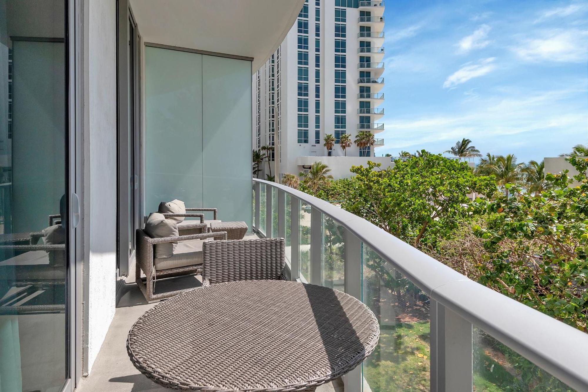 203-1Br/1Ba At The Beach Gem! Lux Amenities! Hollywood Ngoại thất bức ảnh